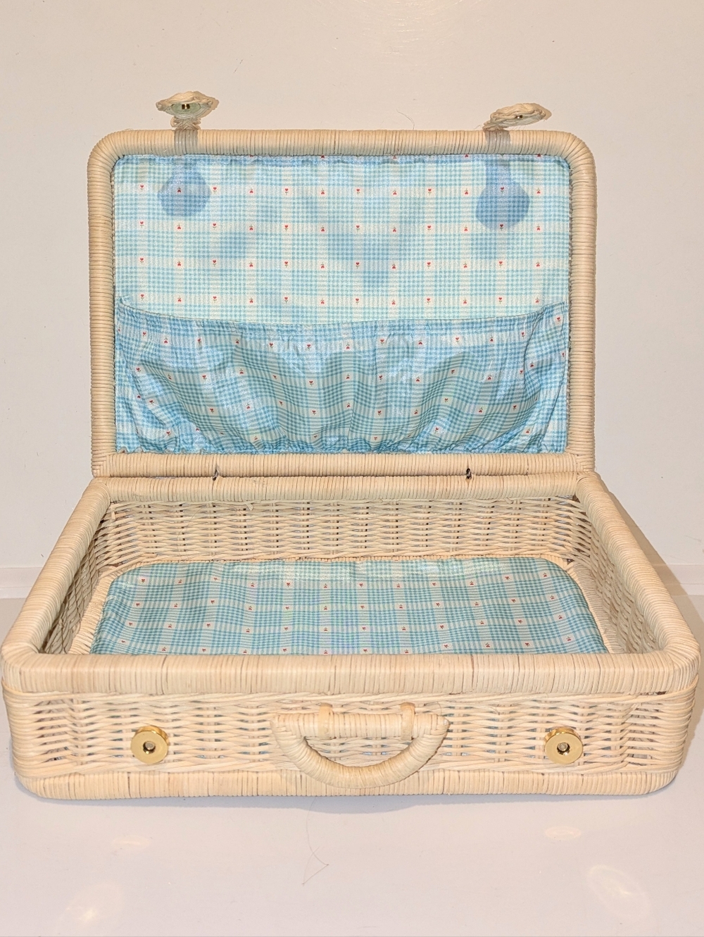 American Girl Pleasant Company Vintage Bitty Baby Wicker Suitcase